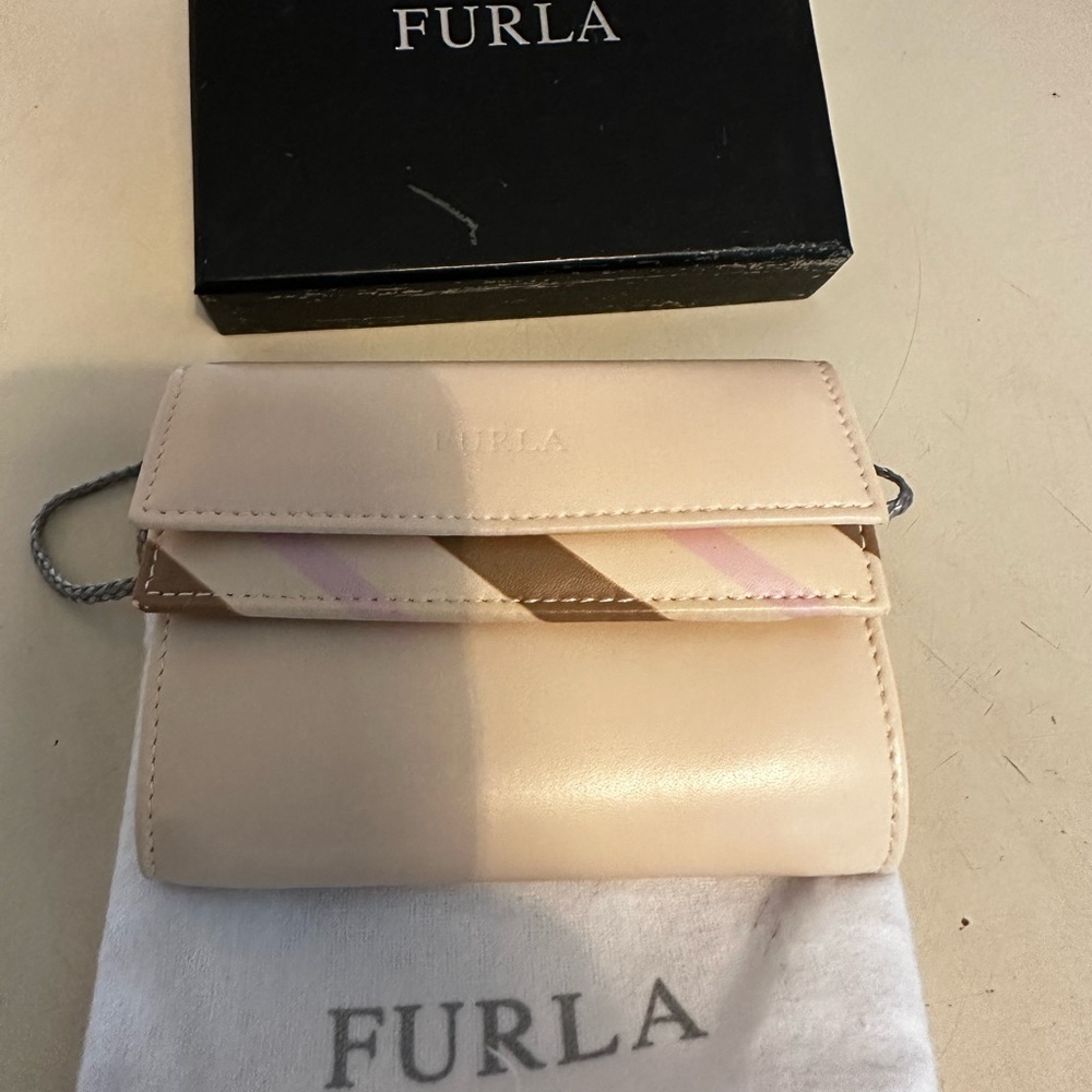 Furla Genuine Italian Leather wallet